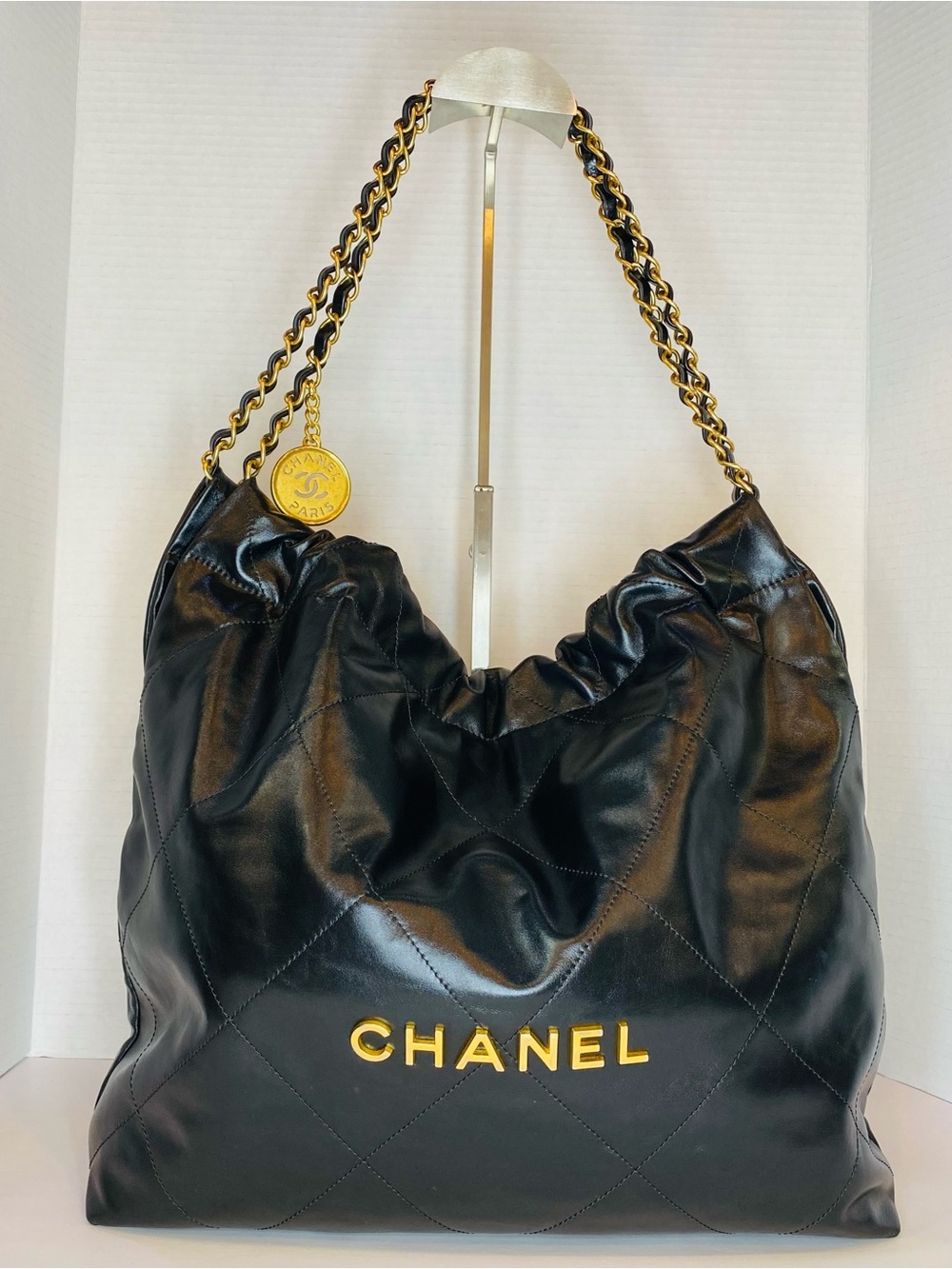 CHANEL 22 Hobo Black Quilted Leather Shoulder with Gold Chain